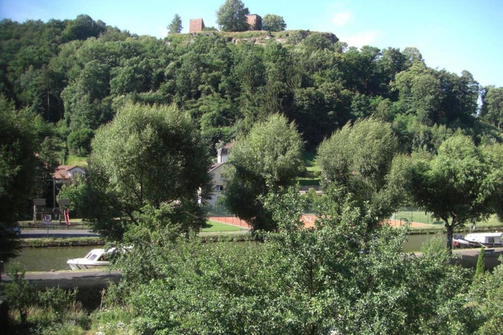 Gite Du Canal Lutzelbourg エクステリア 写真